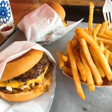 Bubba Burgers