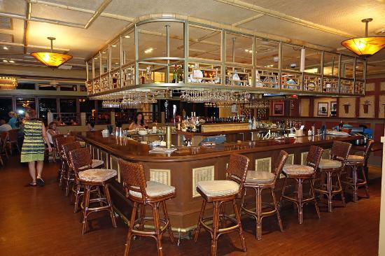 Tommy Bahama Restaurant & Bar
