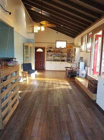 Enchanted Kula Cafe