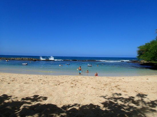 Paradise Cove Beach