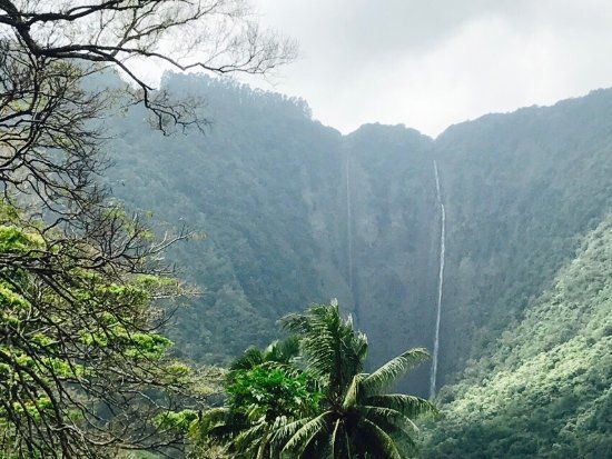 Hiilawe Falls