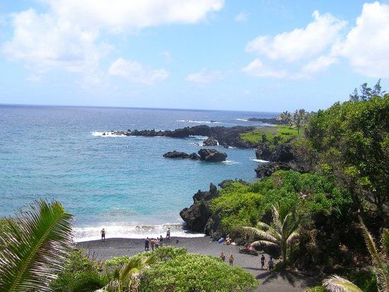 Hana Coast Gallery