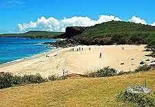 Kawakiu Beach
